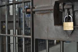 Idoso é preso suspeito de estuprar meninas de cinco e três anos de idade em João Pessoa