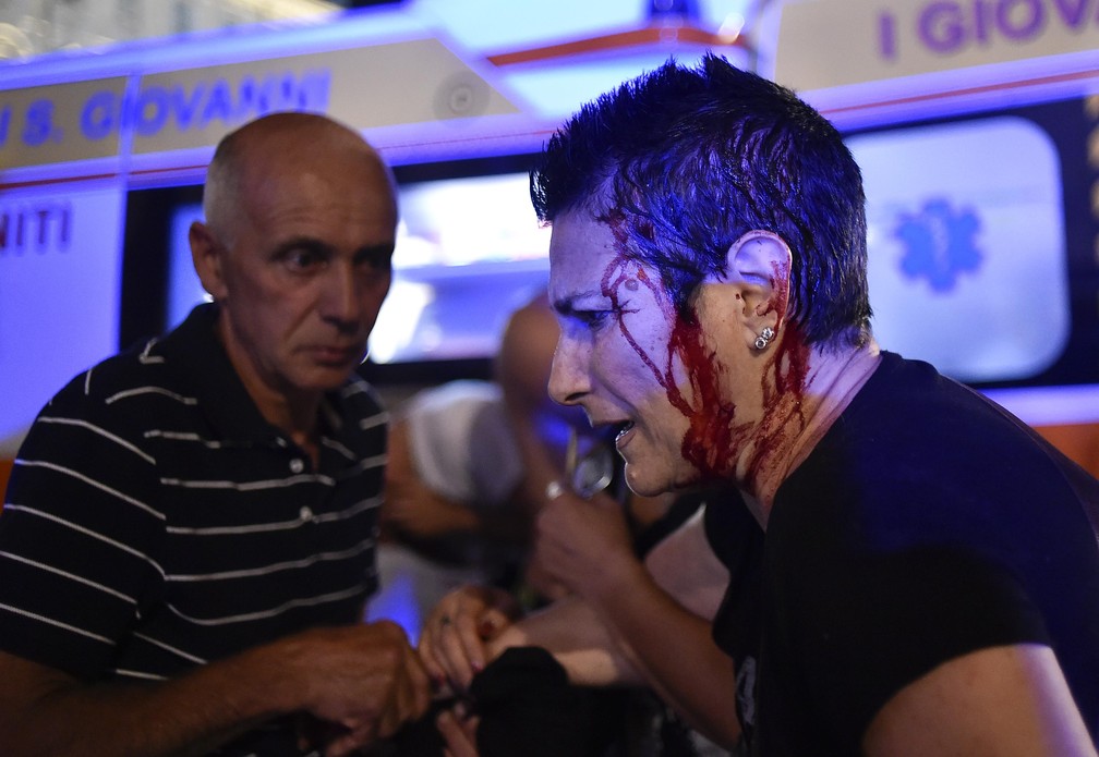 Explosão de bomba ou  fogo de artifício provoca pânico entre torcedores da Juventus em Turim