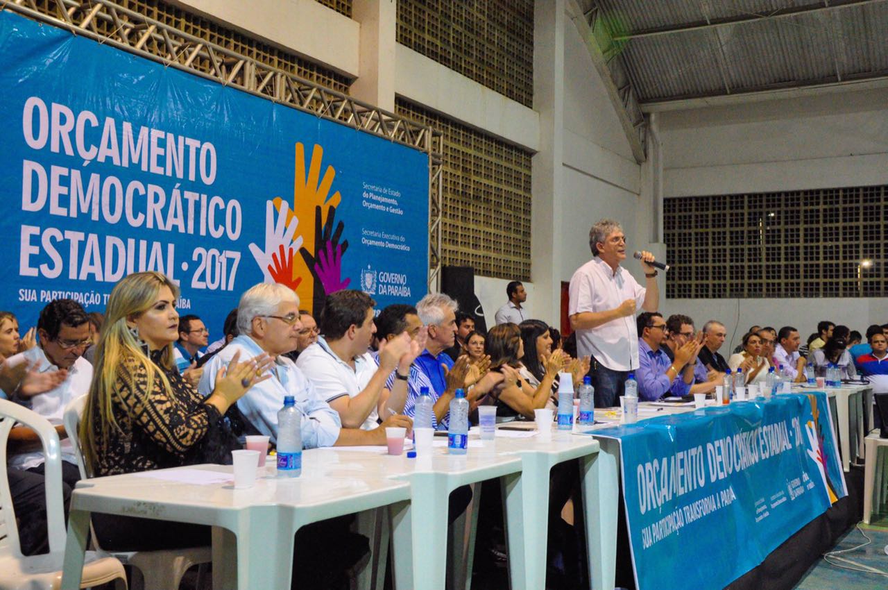 Presidente Gervásio Maia  participa do Orçamento Democrático em Mamanguape e destaca obras do governo na região