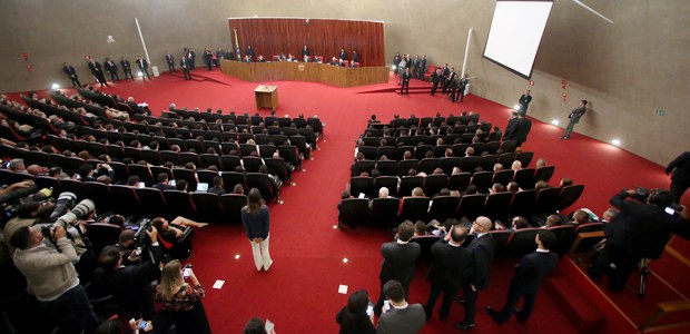 TSE rejeita pedidos da defesa de Dilma e Temer e retoma julgamento nesta quarta