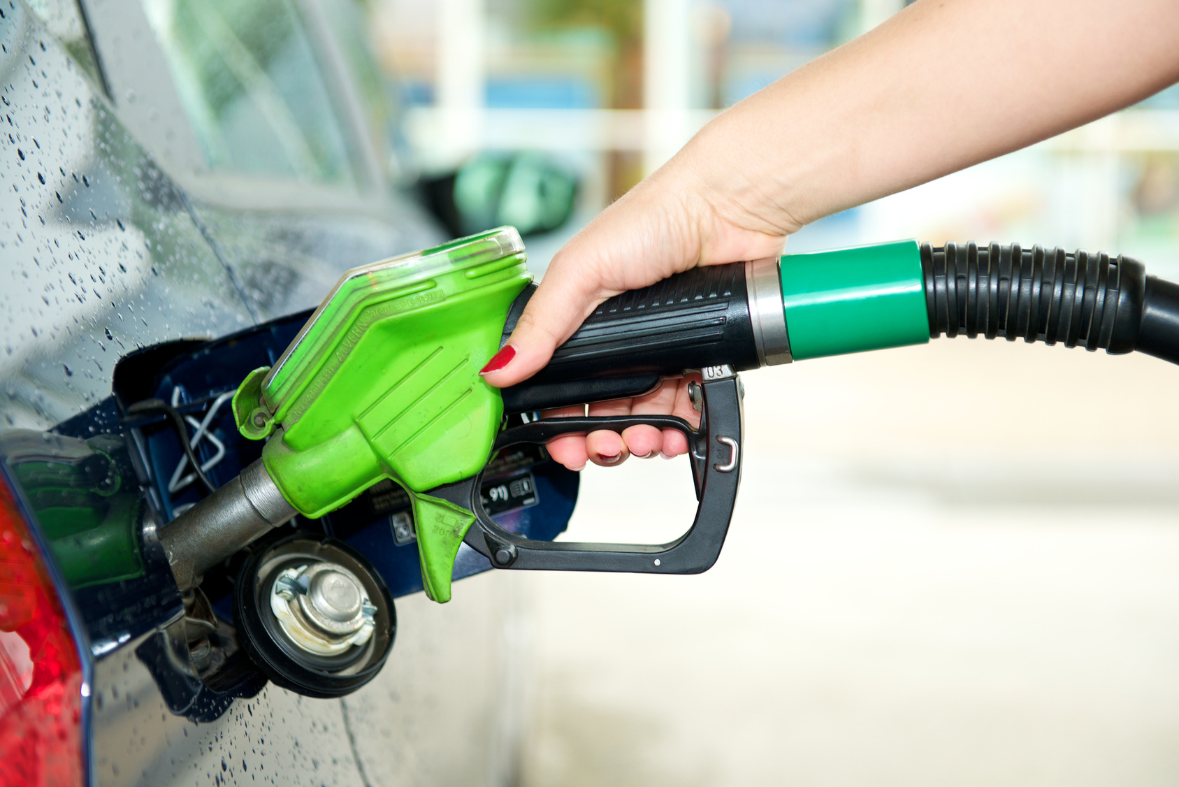 Governo reduz PIS/Cofins sobre o etanol e tarifa diminui oito centavos por litro