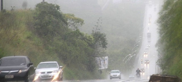 Final de semana com registro de chuvas em quase toda PB; em João Pessoa a previsão é de chuvas até terça-feira