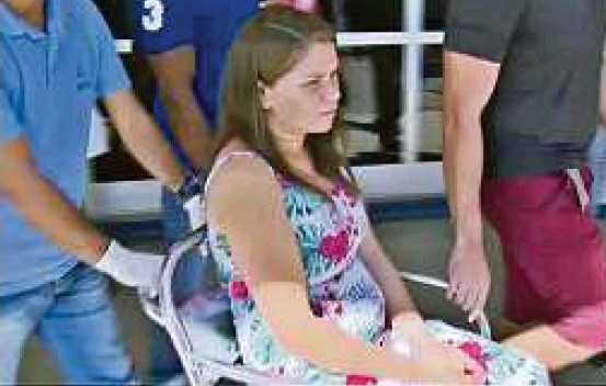 Claudineia, mãe que teve bebê baleado no útero por bala perdida no RJ ficou em choque ao saber que filho pode ficar paraplégico