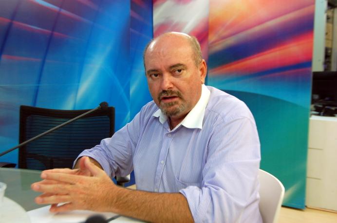 Jeová diz que transferência de serviços para OS na educação vai melhorar eficiência nas escolas