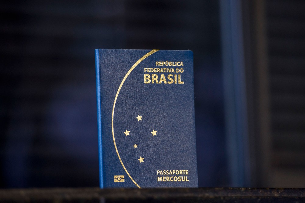 Senado aprova verba extra para retomada da emissão de passaportes