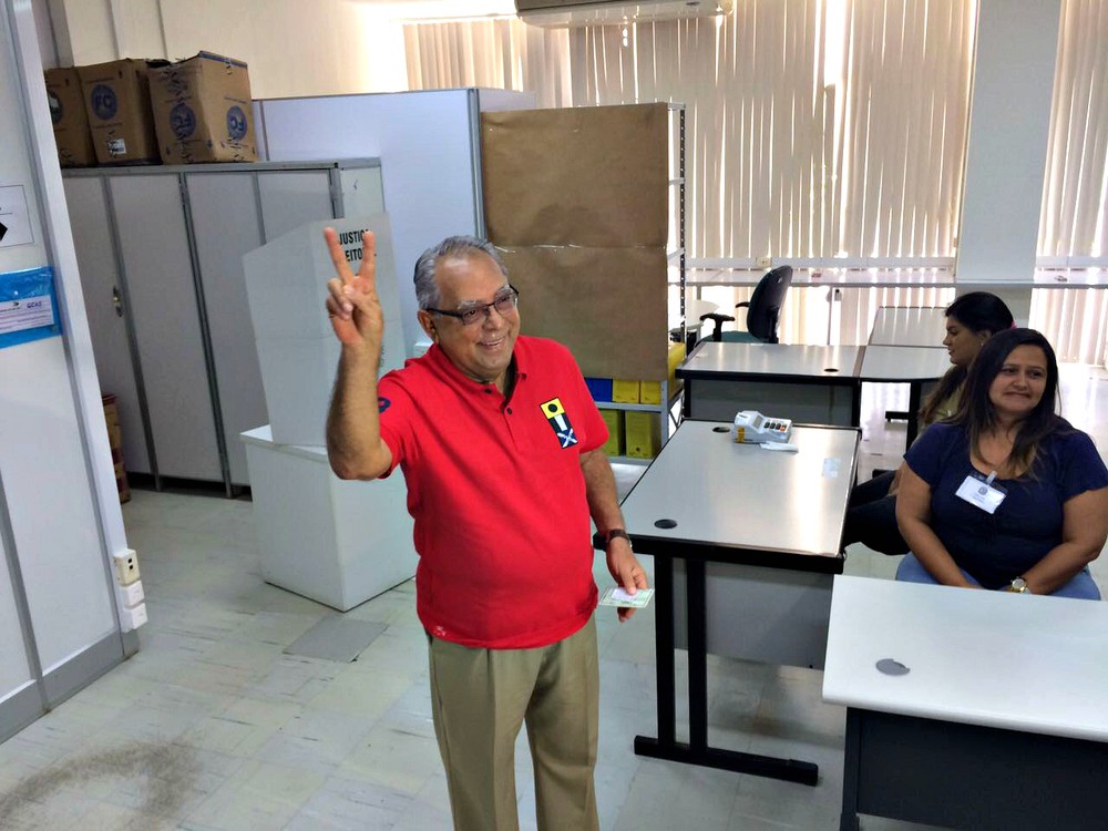 Amazonino Mendes é eleito governador do AM em pleito suplementar