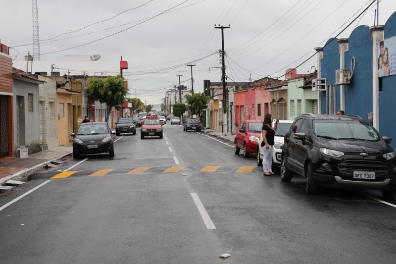Governador Ricardo inaugura binário e autoriza licitação para reforma de escola estadual em Solânea