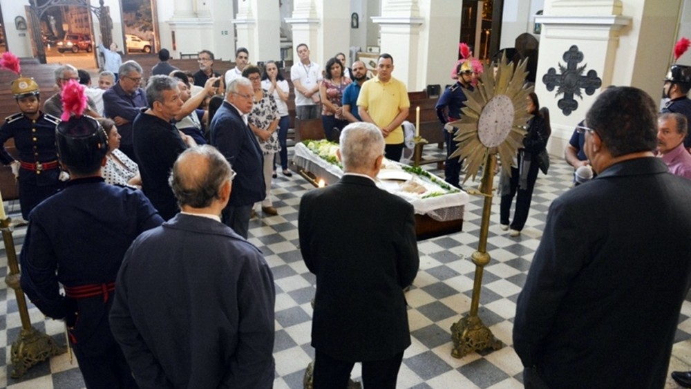 João Pessoa dá adeus a Dom José Maria Pires em velório e sepultamento que acontece nesta terça-feira