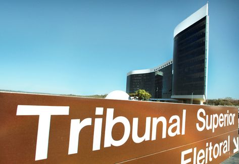 Dez estados devem ter governadores-tampão em 2018