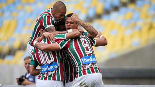 Fluminense sofre no fim, vence o Avaí e foge da zona de rebaixamaneto