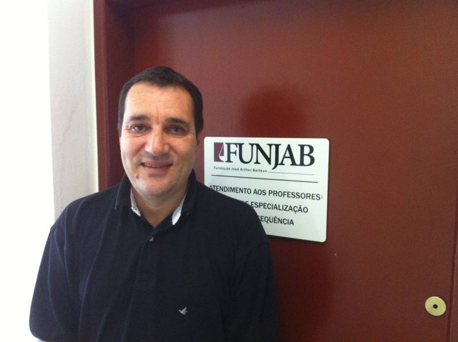 "Decretei minha morte no dia que fui preso"; Reitor da UFSC encontrado morto tinha bilhete no bolso, diz polícia