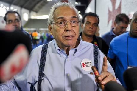 Em disputa acirrada, Eurico é reeleito e vai presidir o Vasco da Gama até 2020