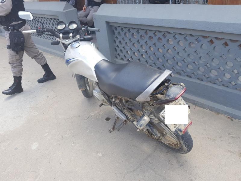 Policiais da 7ª Cia prendem suspeitos de roubo a corresponde bancário em Solânea