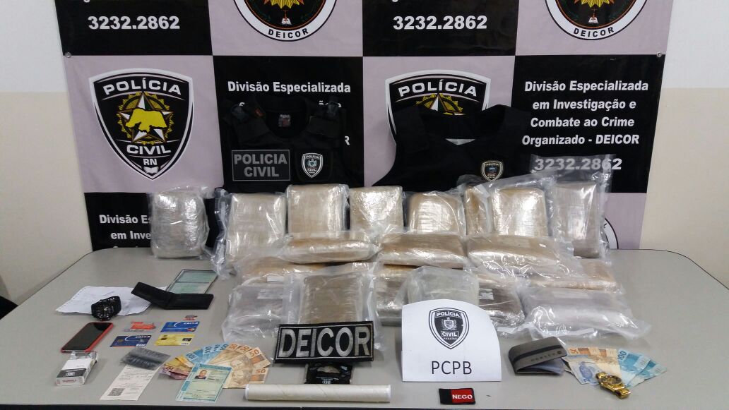 TRAFICANTES: Policiais Civis do RN e da PB prendem dois pessoenses na rodoviária de Natal com 30kg de "Skank"