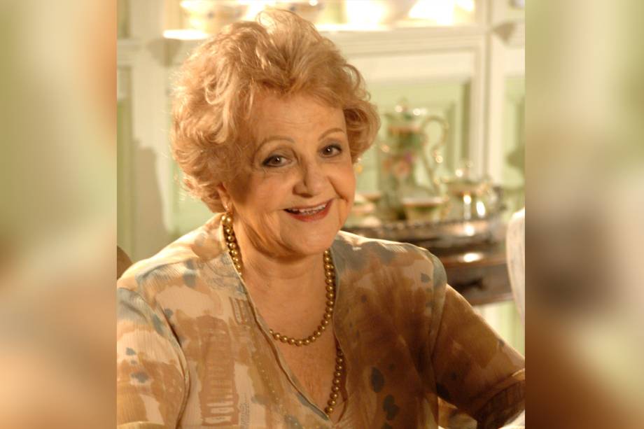 Morre de pneumonia a atriz Eva Todor