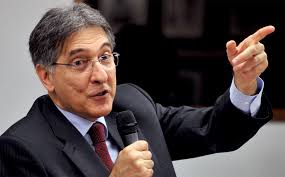 Governador de Minas Gerais vira réu e vai responder por crimes de corrupção passiva e lavagem de dinheiro