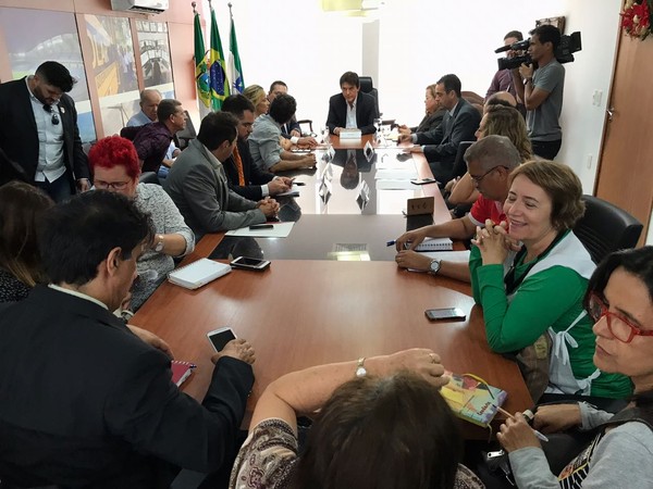 Governo do RN pede 'socorro financeiro' de R$ 965 milhões à União para pagar salários atrasados de servidores