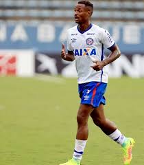 Diretoria do Corinthians negocia contratação do volante Renê Júnior