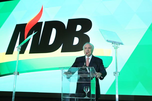 PMDB tira o P e volta a se chamar MDB para tentar recuperar imagem