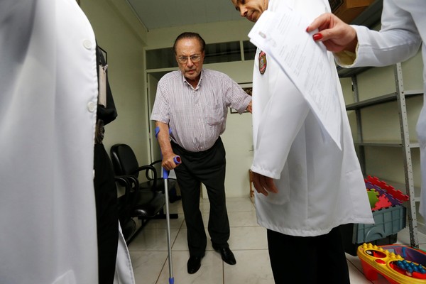 IML de Brasília diz que Maluf tem doença grave, mas pode permanecer no presídio da Papuda