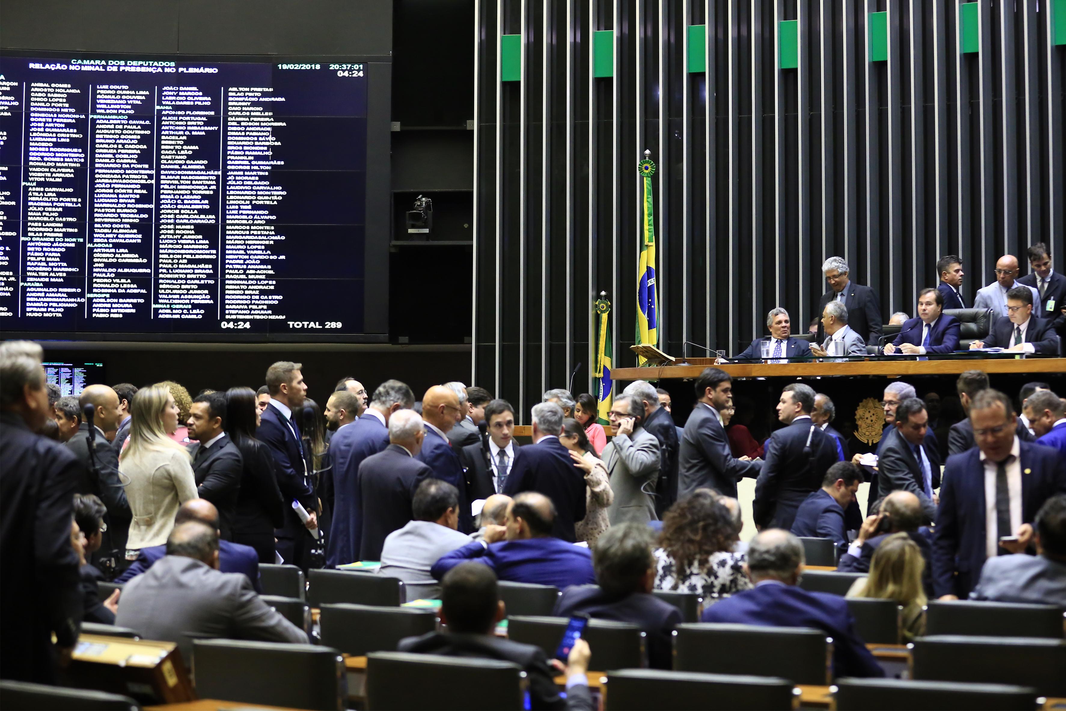 Câmara Federal aprova intervenção na segurança pública do Estado RJ