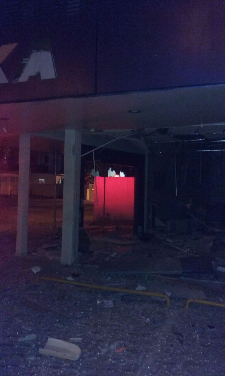 Polícia apreende próximo ao TCE carro que pode ter sido usado na explosão da CEF de Jaguaribe