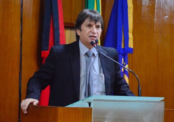 Janduhy Carneiro critica política de segurança e denuncia que policiais da Paraíba trabalham com coletes balísticos vencidos