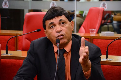 Vereador Mangueira pede ações de saneamento e abastecimento para Zona Sul de JP