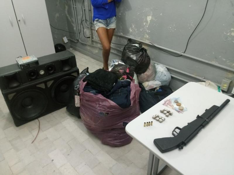 Polícia recupera produtos furtados de loja no Santa Terezinha em Campina Grande