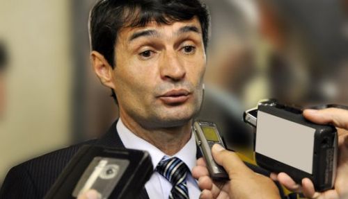 Justiça manda prefeito Romero demitir 172 servidores que estão ocupando vagas de concursados não convocados