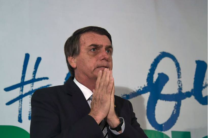 Deputado Bolsonaro filia-se ao PSL para corrida presidencial em outubro