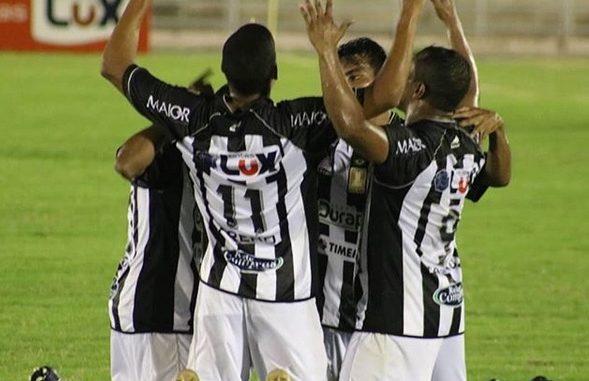 Treze consegue a 1ª vitória na Copa do Nordeste contra o Confiança, no Amigão