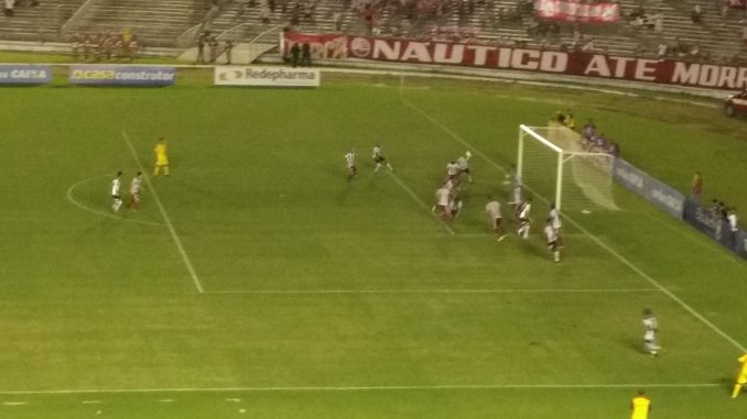 Botafogo goleia o Náutico no Almeidão; veja golaço de bicicleta marcado por Mário Sérgio