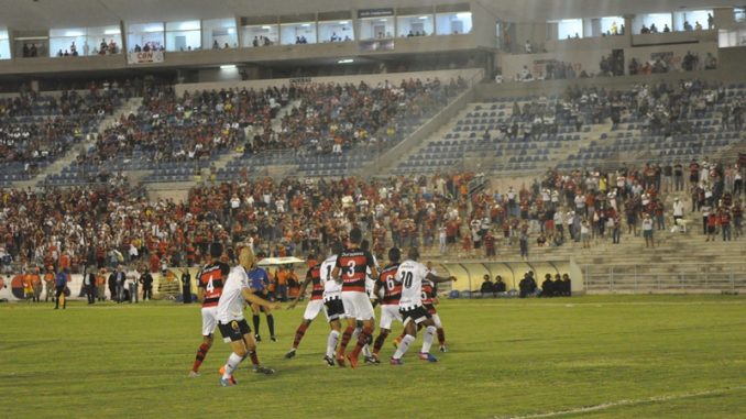 Campinense derrota o Botafogo na 1ª partida da decisão do Paraibano, no Amigão