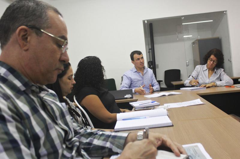 Secretária Cláudia Veras discute financiamento para Rede de Atenção à Saúde com representantes do BID