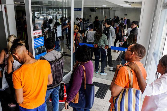Governo faz pente-fino no INSS; veja quem precisa agendar perícia