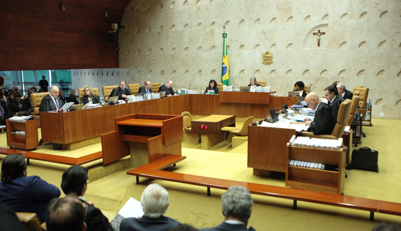 PRISÃO: Supremo rejeita por 6 votos a 5 habeas corpus preventivo para Lula, condenado a 12 anos e 1 mês de prisão