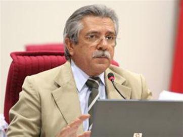 TCE mantém suspensos pagamentos a escritório de advocacia  por contratos de créditos do Fundeb e royalties de petróleo