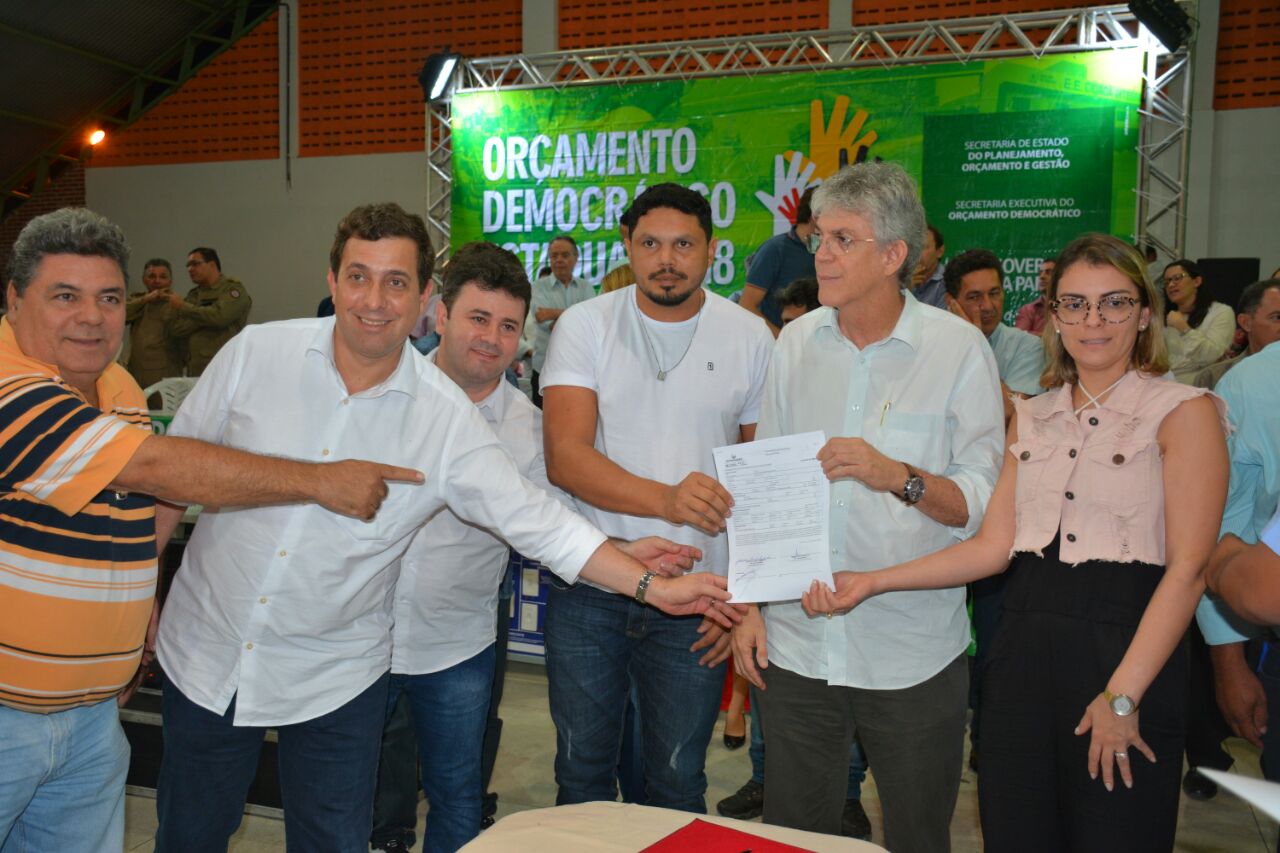 Deputados Gervásio Maia e Antonio Mineral participam do Orçamento Democrático Estadual em Princesa Isabel