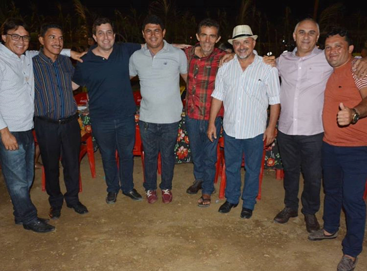 ELEIÇÃO 2018: Gervásio Maia participa de encontro com trabalhadores em São João do Rio do Peixe