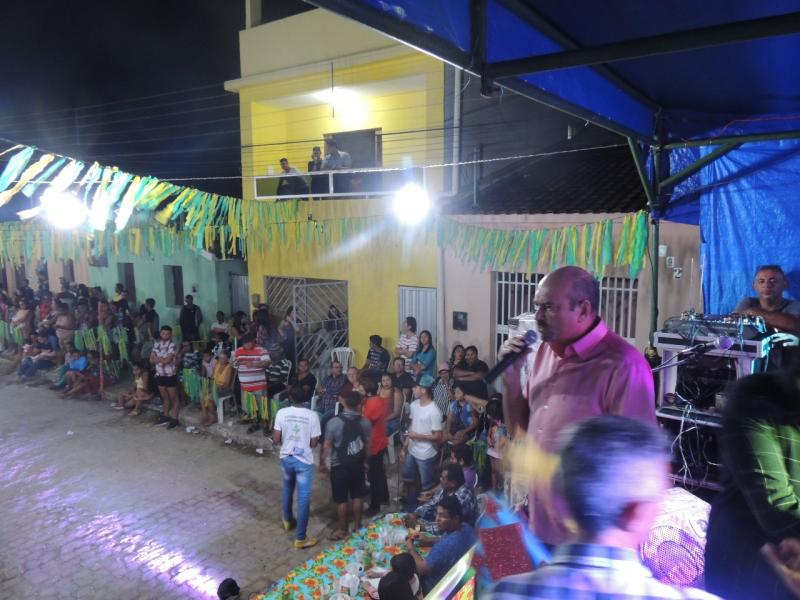 FESTA JUNINA: Jeová recebe apoios políticos em Mari e cobra reabertura da agência do Banco do Brasil local