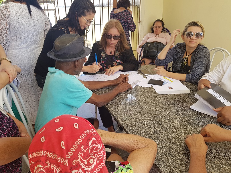 Promotoria do Cidadão realiza transferência de idosos de abrigo irregular em João Pessoa