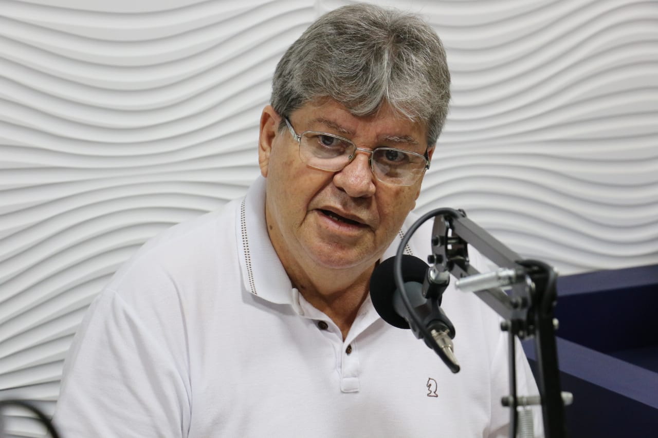 Governo da Paraíba vai usar R$ 978 milhões nos próximos 30 dias com o pagamento da folha de novembro, 2ª parcela do 13º e os salários de dezembro
