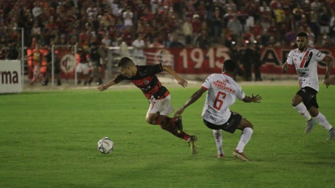 Campinense perde classificação nos pênaltis para o Ferroviário-CE e continua na série D