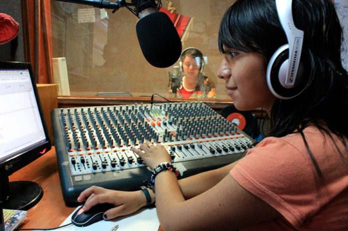 Senado coloca em pauta projeto que aumenta da potência de transmissão de rádios comunitárias