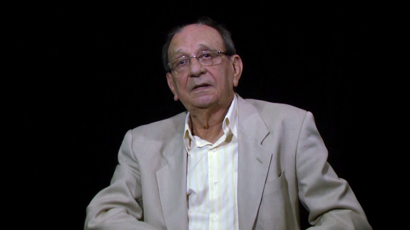 'Cobra Criada' da Câmara de João Pessoa traz entrevista com o jornalista Teócrito Leal