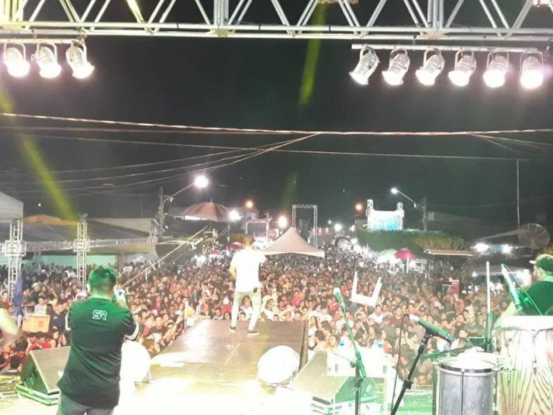 Avane Vinny, Vicente Neri e Márcia Felipe se apresentam na festa da padroeira de Alhandra, nesta sexta e sábado