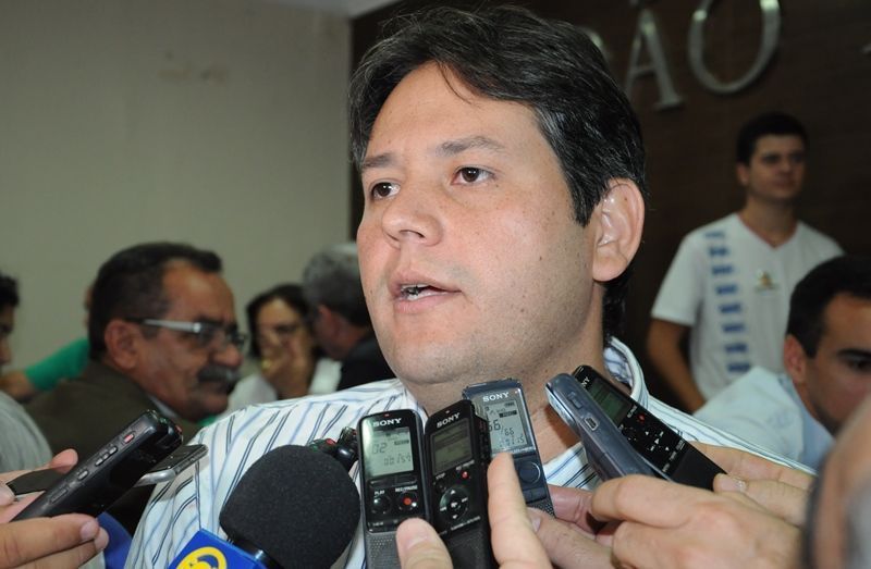 MPPB denuncia 13 investigados 'Operação Cidade Luz' e Justiça afasta prefeito Dinaldinho,  de Patos
