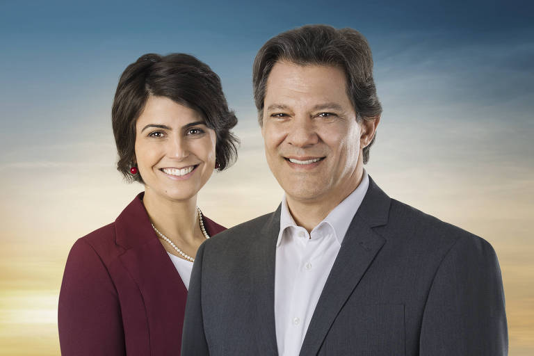 Haddad tira Lula de foto usada no 1º turno e reduz vermelho de material de campanha no 2º turno