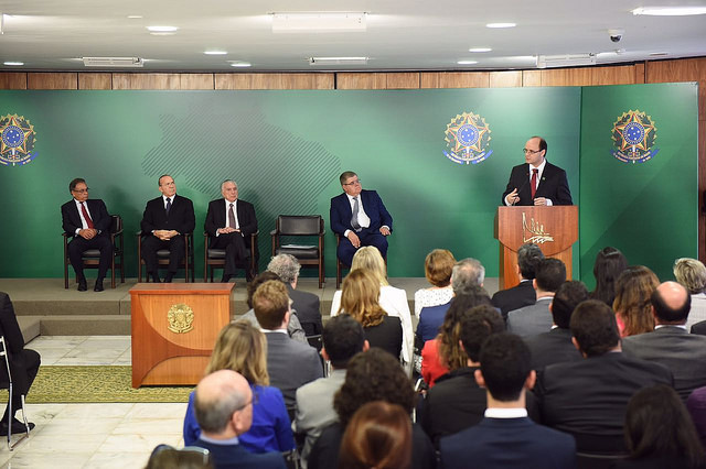 MEC anuncia recursos de R$ 600 milhões para o ensino médio em todo Brasil